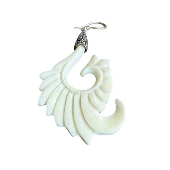Hand-Carved White Earrings Sterling Silver Hooks & Intricate Design - Made In In - Picture 2 of 6